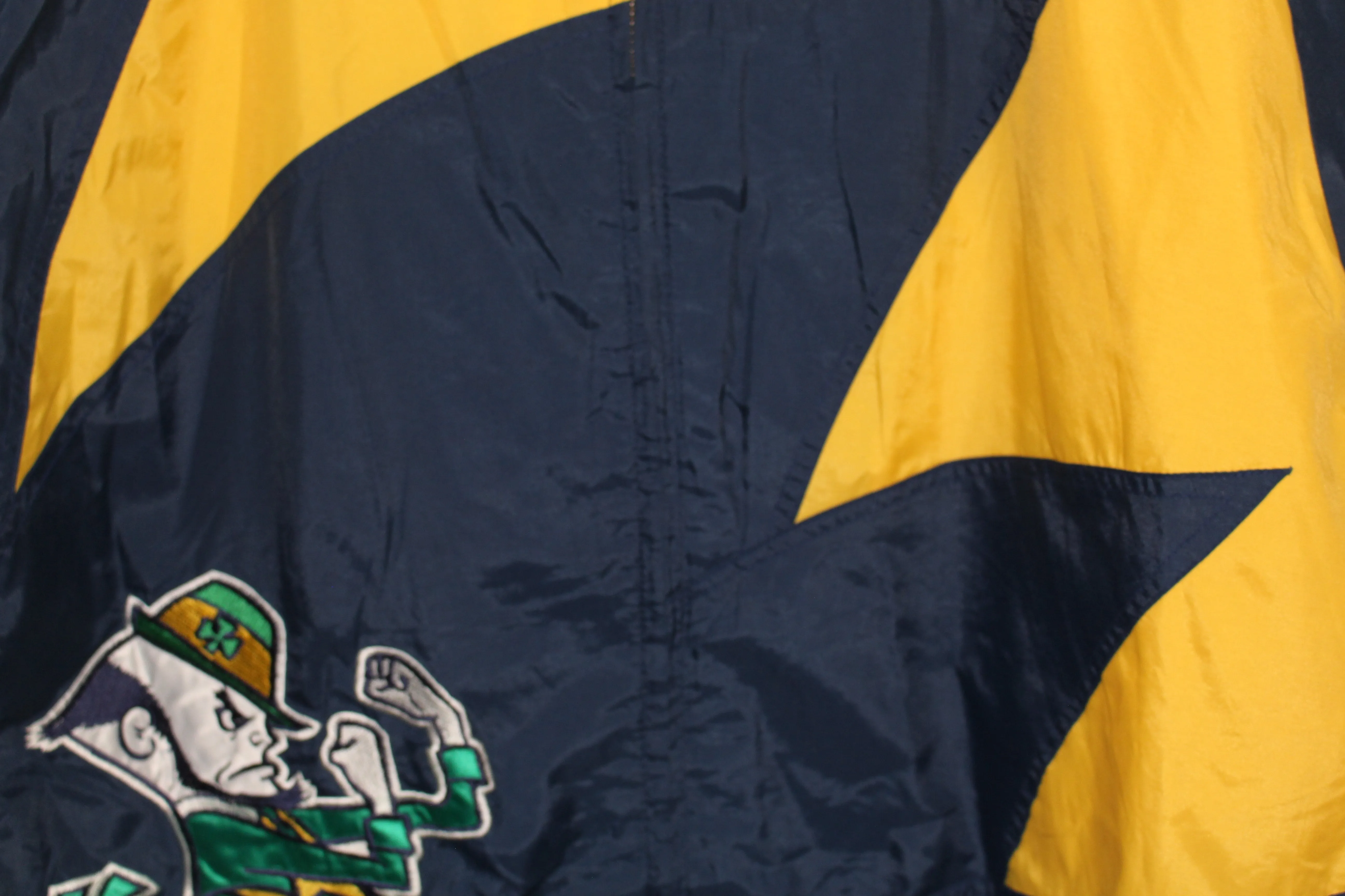 Notre Dame Fighting Irish Logo Athletic Sharktooth (XL)